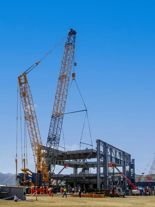 Levage d'un module préfabriqué Levage d'un module préfabriqué