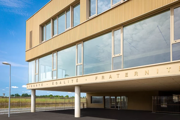 Collège Louise Michel – Bourneville – ACAU Architectes Collège Louise Michel – Bourneville – ACAU Architectes