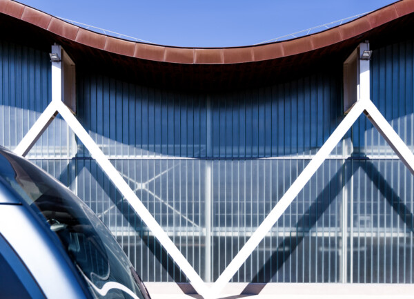 Transport Bordeaux Métropole – Quartier Bastide – Bordeaux – Architecte : Jacques Ferrier